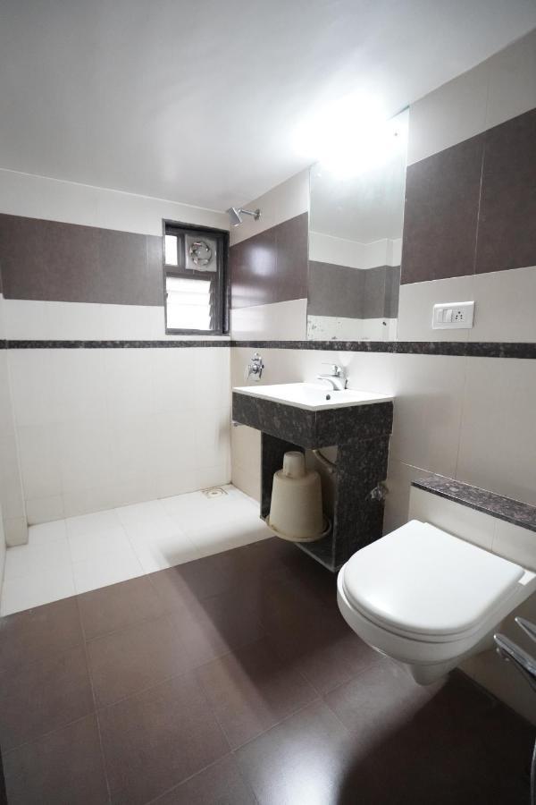 Hotel Ravi Residency Nadiād Zewnętrze zdjęcie